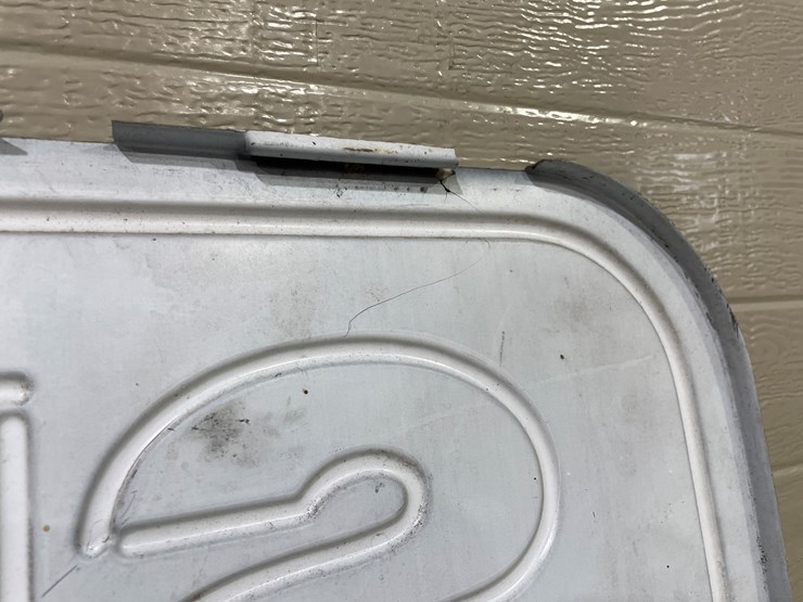 #7878-•-plastic-suzuki-sign-image-4