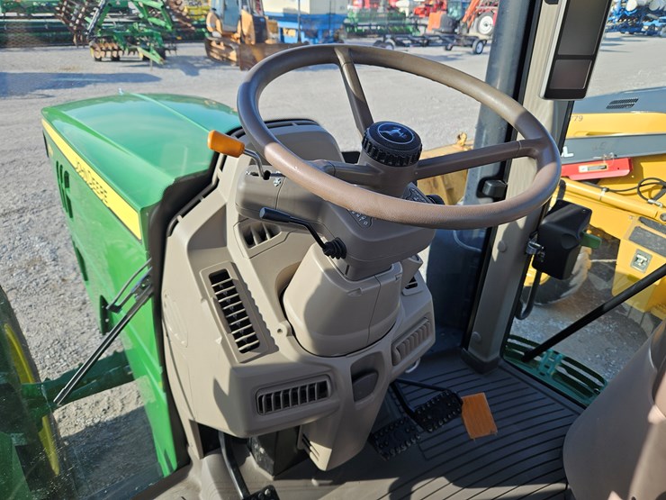 john-deere-6155m-image-9