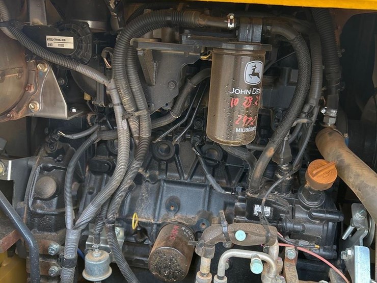 2029-deere-60g-image-18