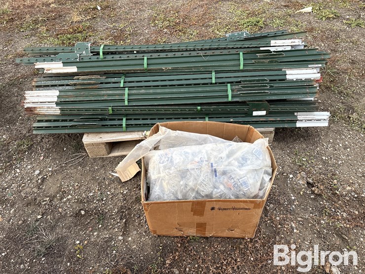 steel-t-posts-image-2