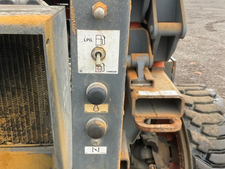 skyjack-sj7135rt-image-72