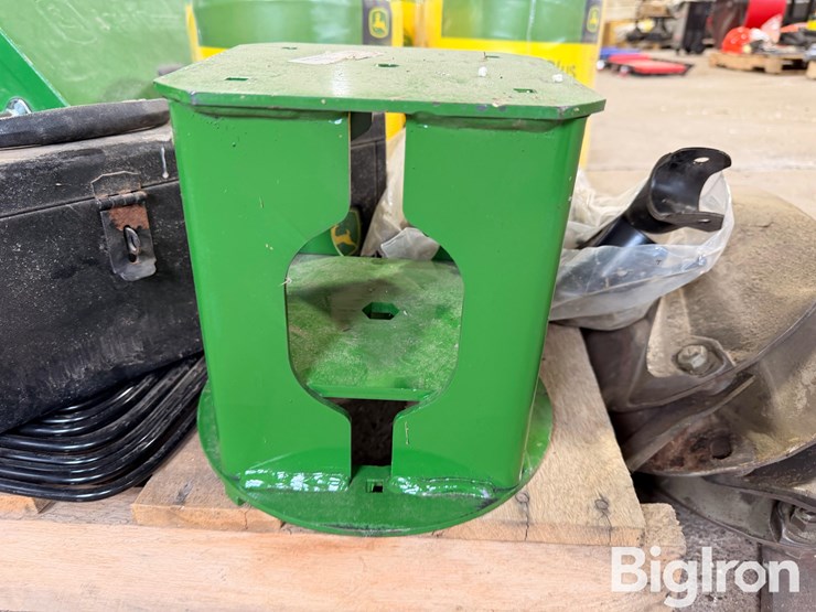 john-deere-4400-image-12