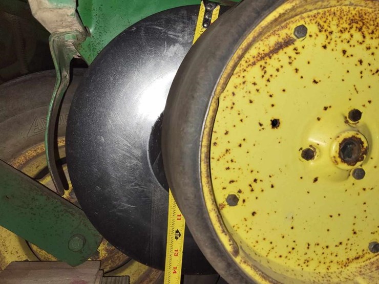 john-deere-7000-image-31