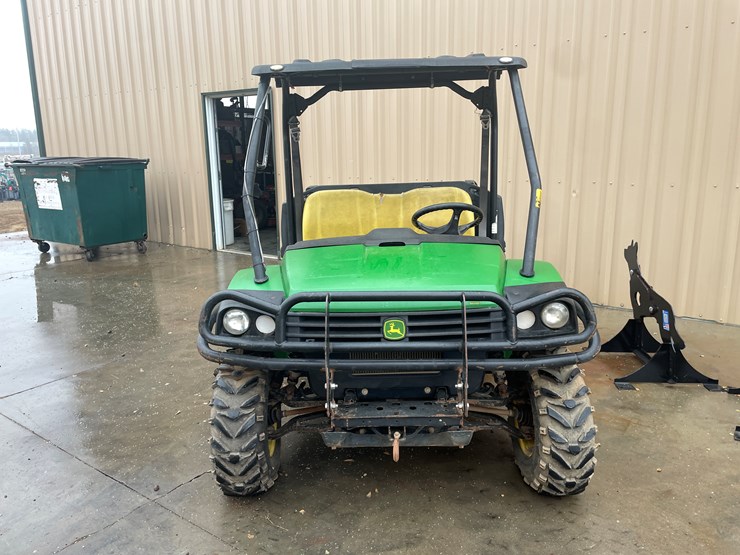 john-deere-gator-image-5