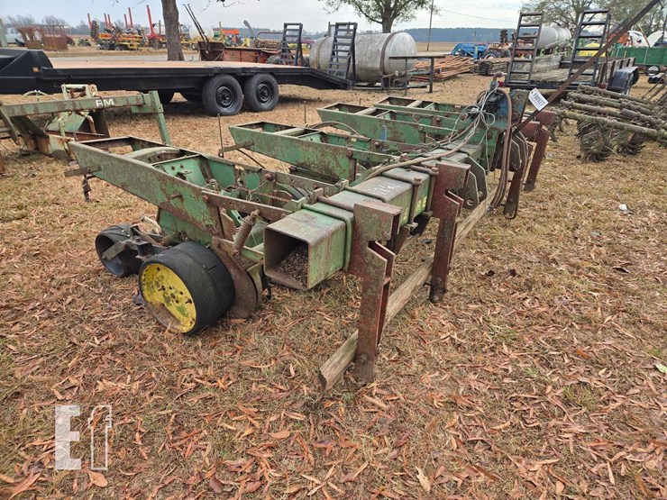 john-deere-7100-image-4