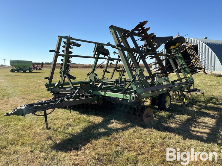 john-deere-722-image-1