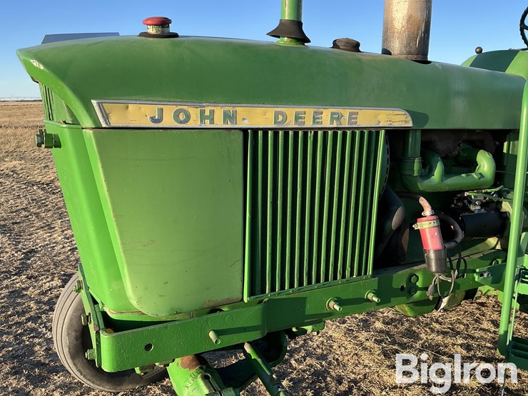 john-deere-3010-image-13