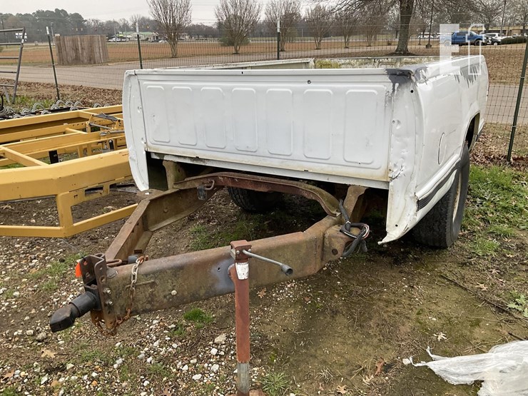 chevrolet-trailer-image-2