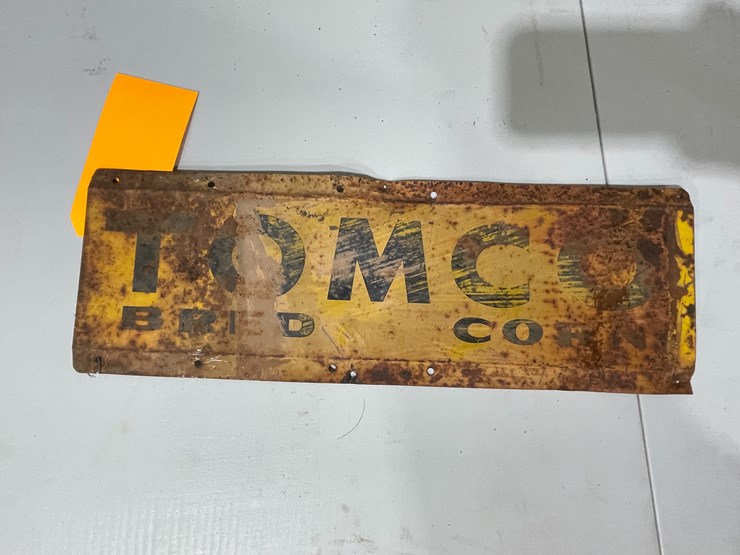 #7874-•-metal-double-sided-tomco-bred-co-sign-image-3