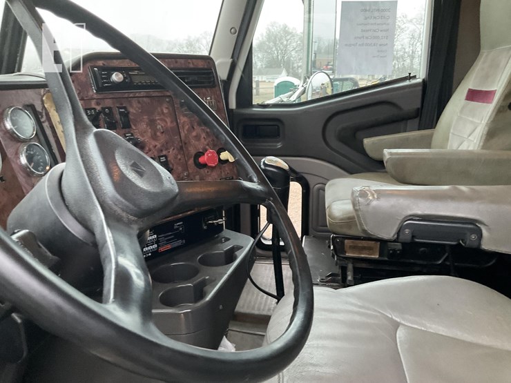 international-9200-image-8