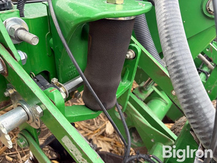 john-deere-1770nt-image-17