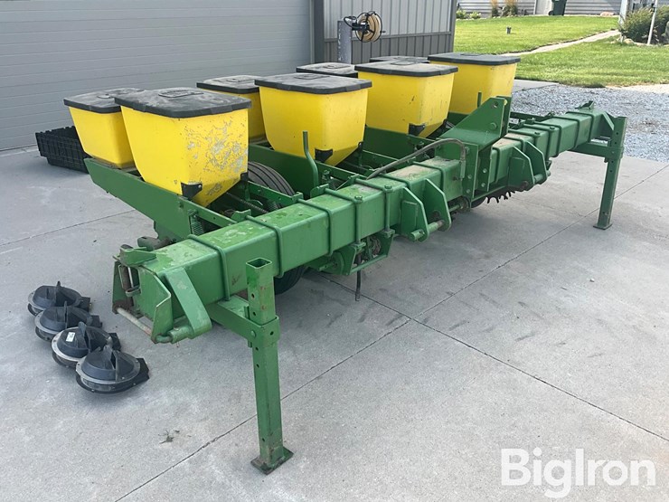 john-deere-7100-image-3