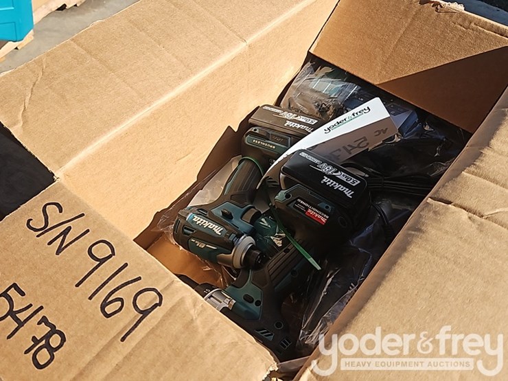 makita-xt288t-image-3