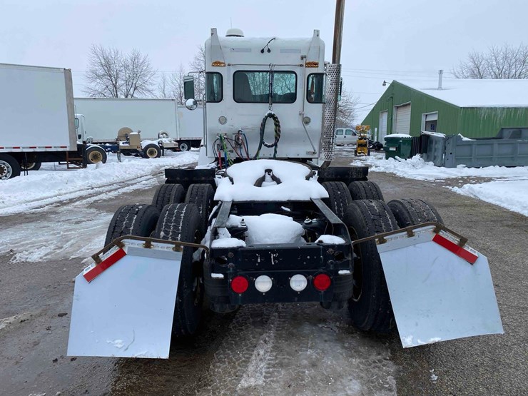 2016-kenworth-t400-image-5