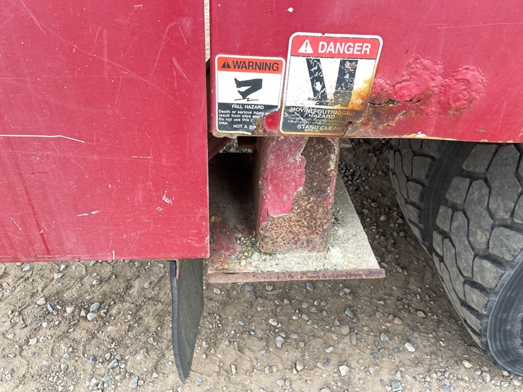 #1119-•-2009-freightliner-digger-derrick-(has-mn-title)-image-37