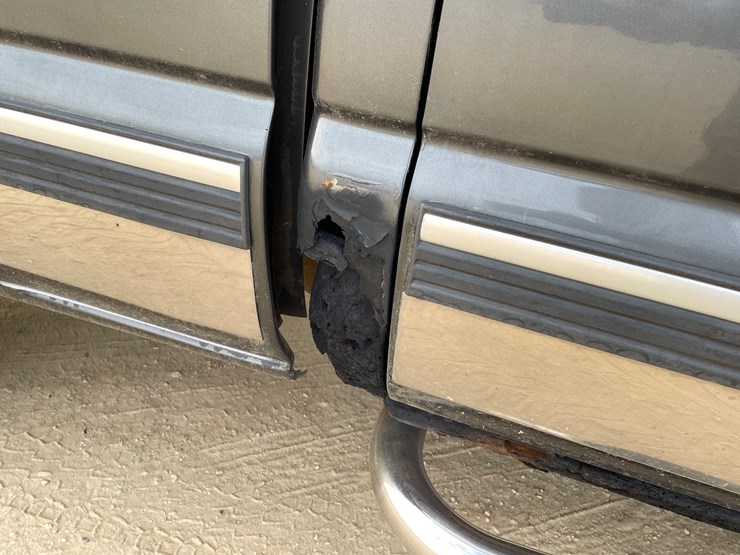 chevrolet-silverado-1500hd-image-26