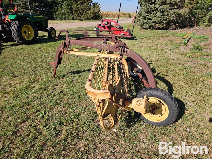 new-holland-56-image-8