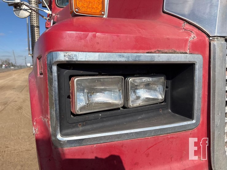 1995-ford-ltl9000-image-19