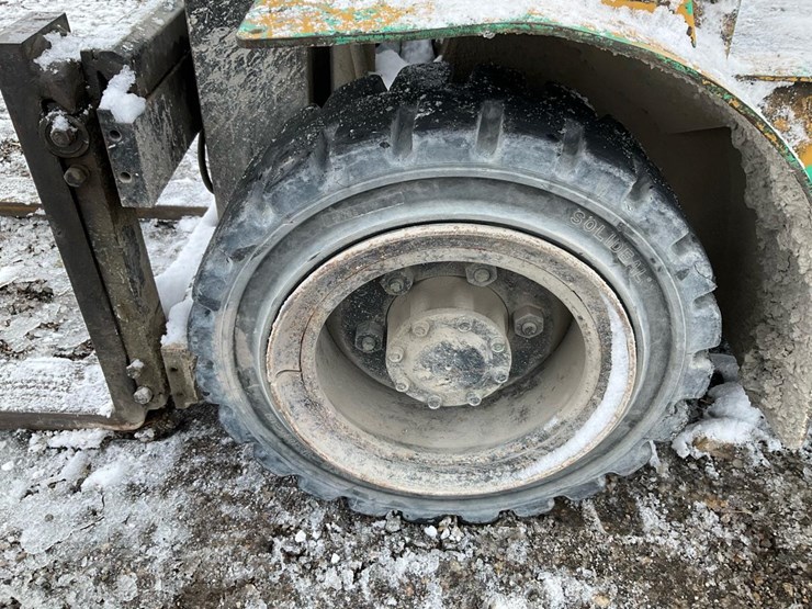 mitsubishi-fg30-image-21