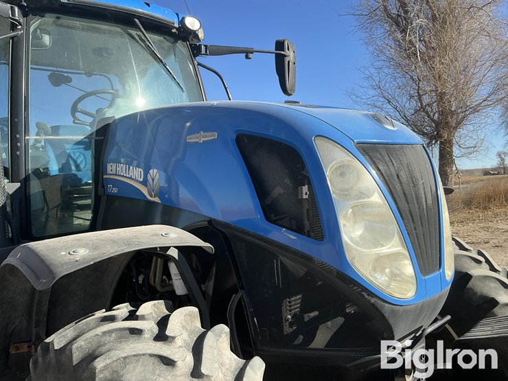 new-holland-t7.250-image-16