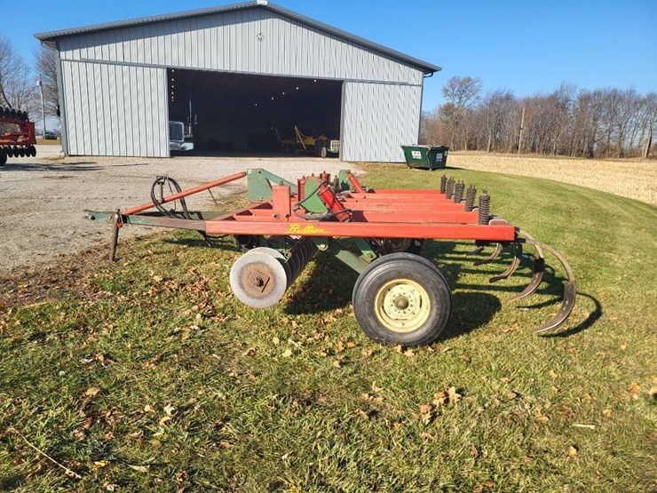 brillion-9-shank-soil-saver-image-2