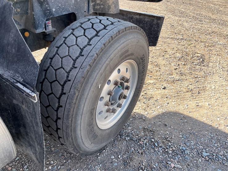 international-2000-image-19