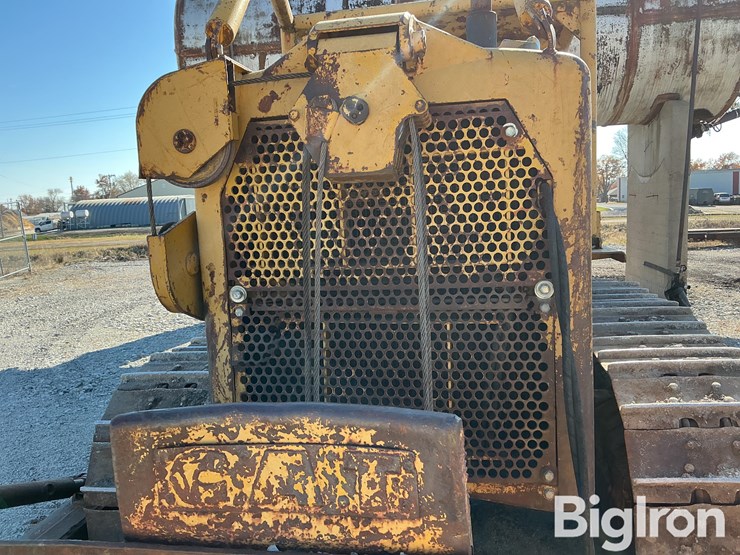 caterpillar-d7-image-12