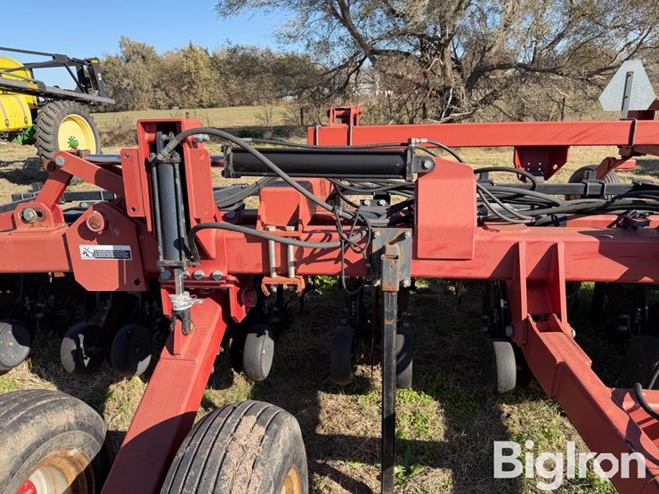 redball-2000-image-14