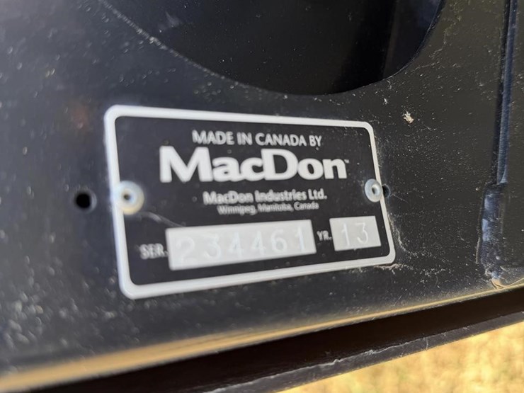 2013-mac-don-fd75-image-3