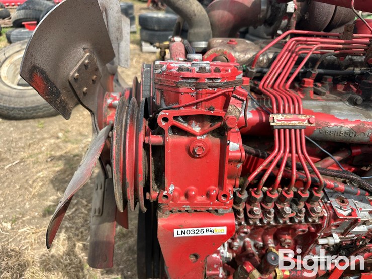 international-dt466-image-12