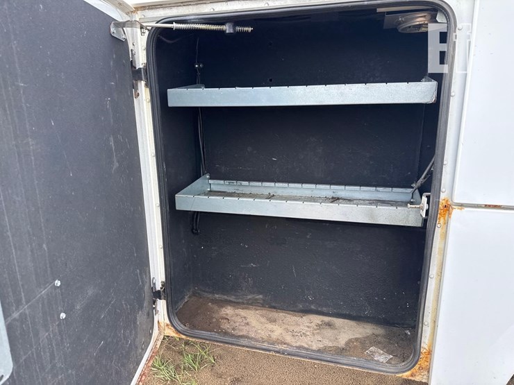 2012-ford-f350-xl-image-19