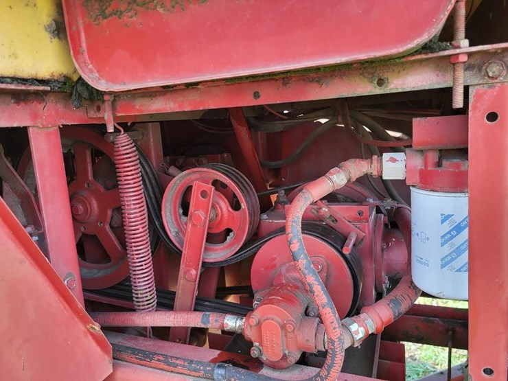 new-holland-1499-image-23