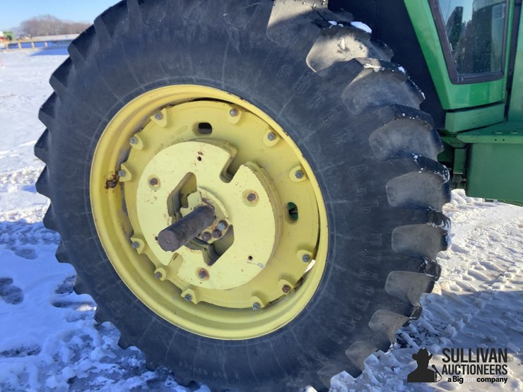 john-deere-4240-image-18