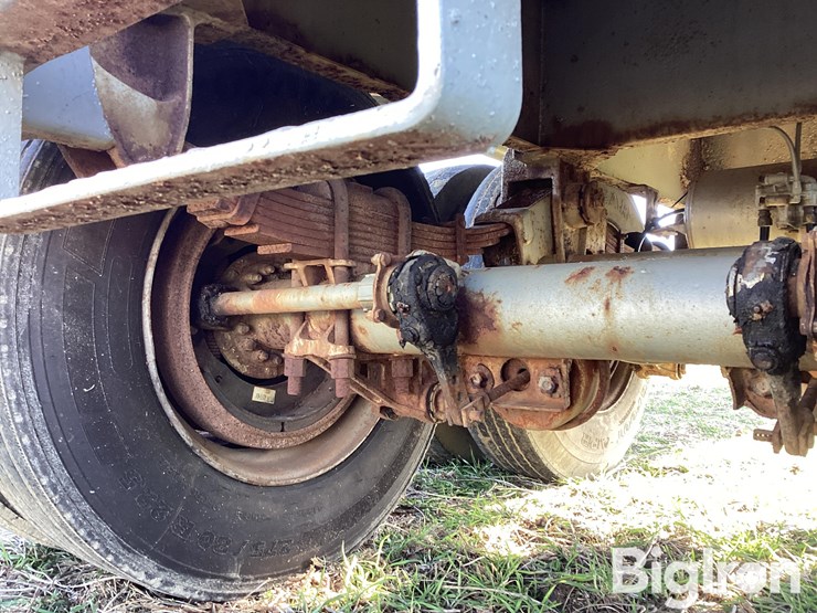 1965-standard-steel-36’-aluminum-t/a-water-tanker-trailer-image-19