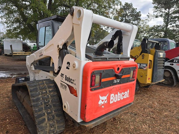 bobcat-t870-image-11
