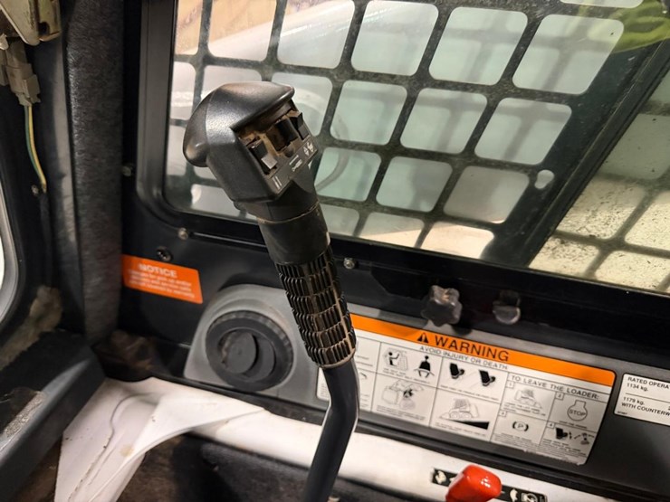 bobcat-s250-image-26