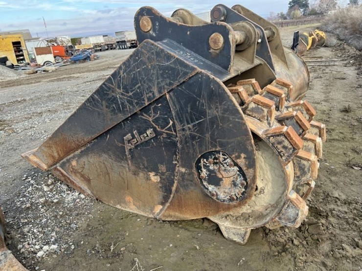 felco-34"-compactor-bucket-image-4