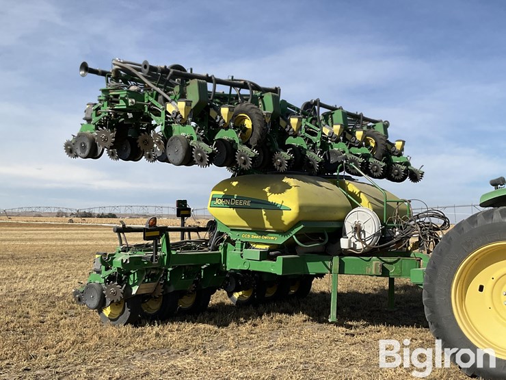 2012-john-deere-dr24-image-9