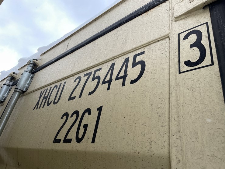 #107-•-20'-shipping-container-image-5