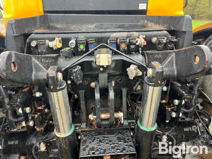 jcb-fastrac-3230-image-13