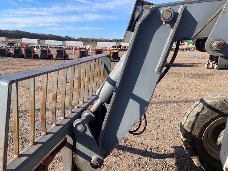 terex-th644c-image-11