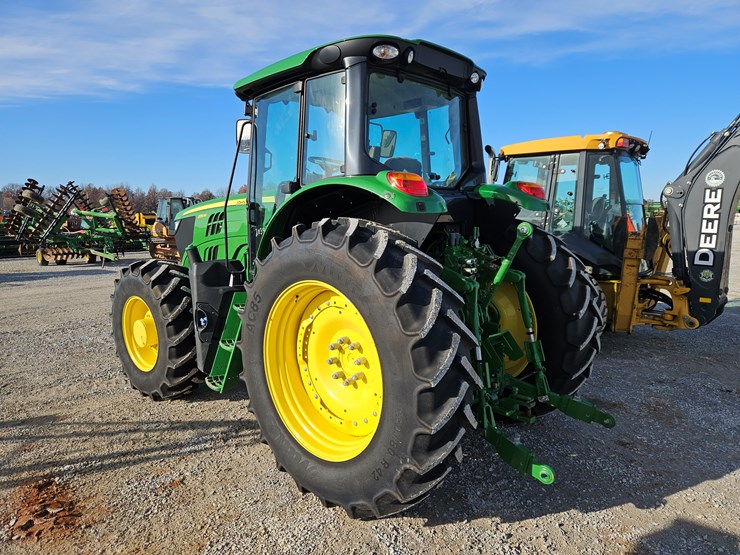 john-deere-6155m-image-11