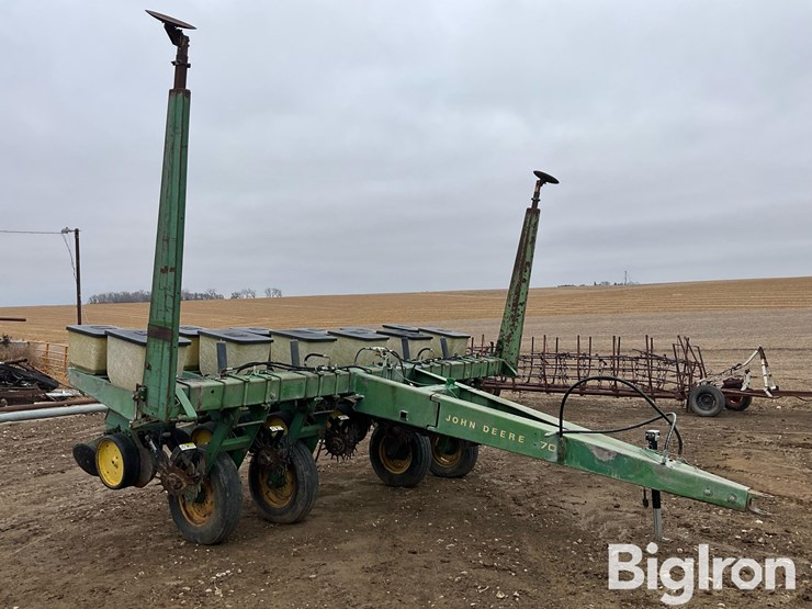 john-deere-7000-image-3