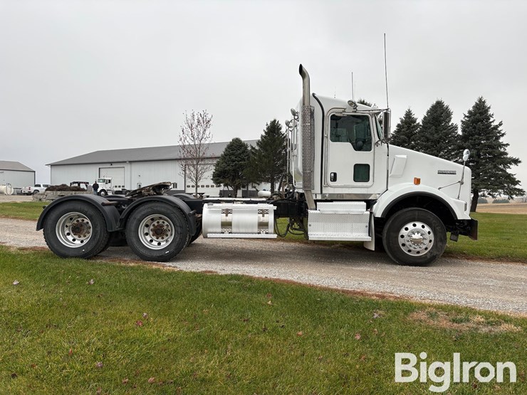 kenworth-t800-image-4