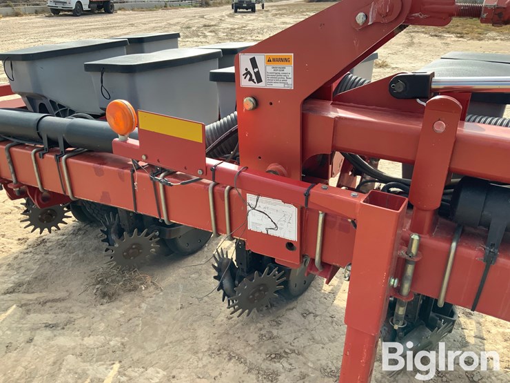 case-ih-1200-image-17