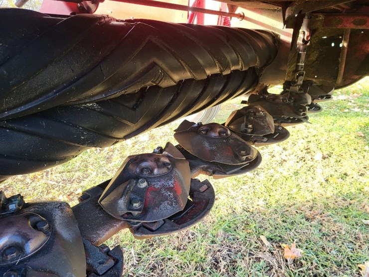 new-holland-1431-image-47