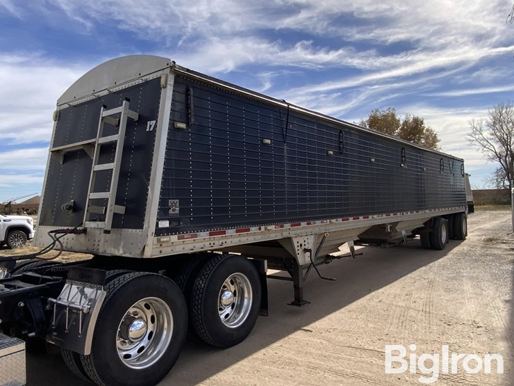 2012-wilson-hopper-bottom-image-1