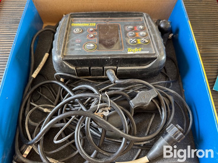 teejet-center-line-220-guidance-system-image-4