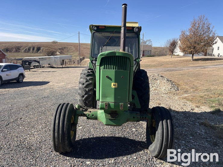 john-deere-4520-image-2