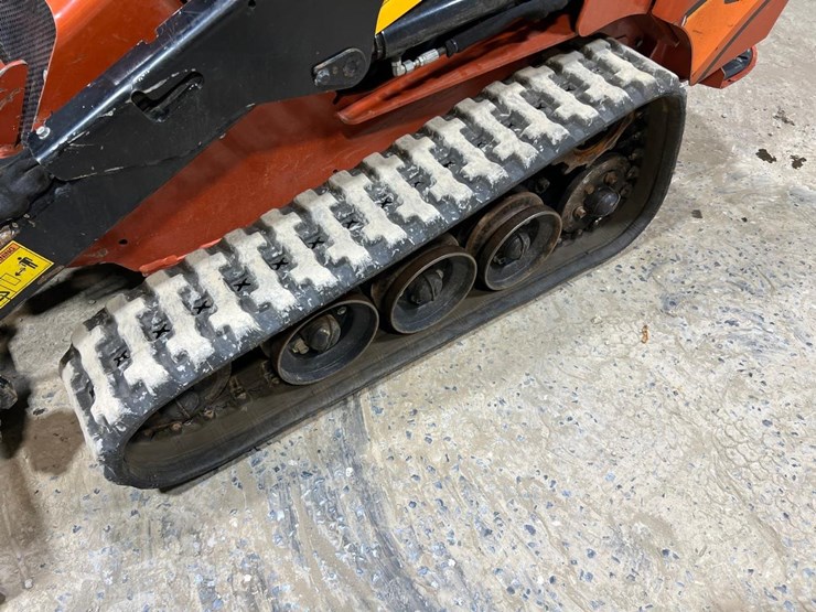 ditch-witch-sk800-image-12